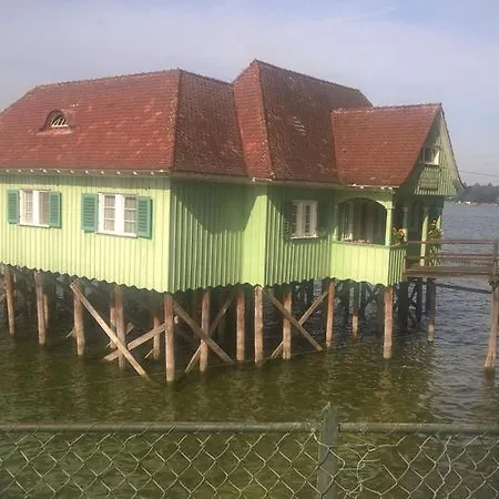 Am Kleinen Bootshafen Apartmán *